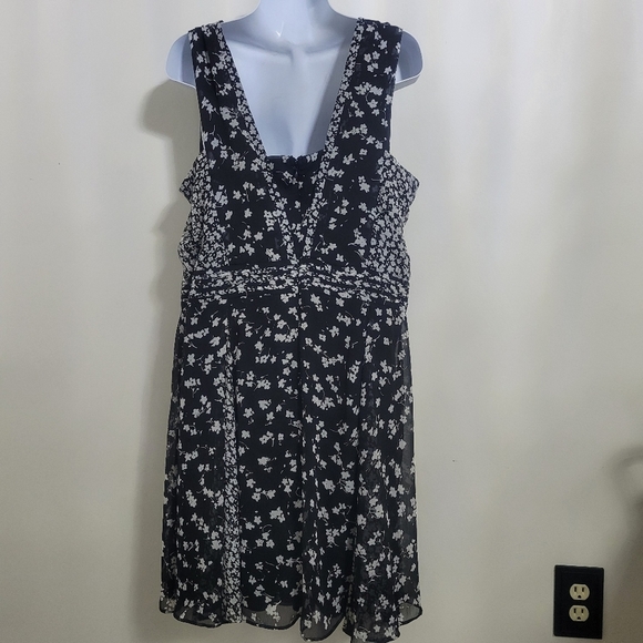 Simply Vera Vera Wang Mix-Print Fit & Flare Dress - Black and White Size L - Picture 4 of 8
